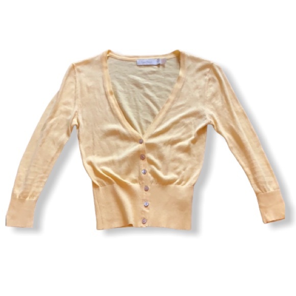 Costa Blanca Sweaters - Costa Blanca pastel yellow cardigan cropped